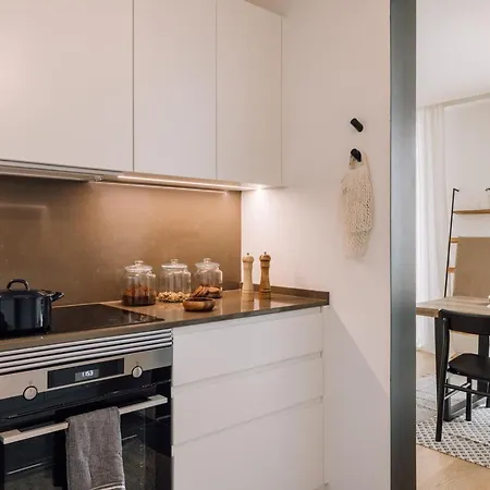 Telmest - 2 Bedrooms, Balcony In Santo Antonio リスボン